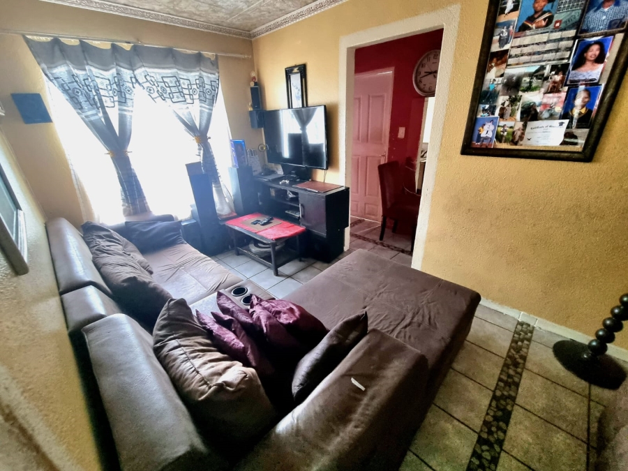 2 Bedroom Property for Sale in Naturena Gauteng