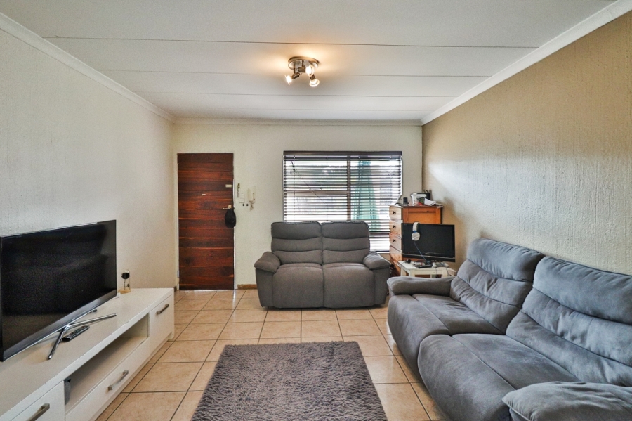 2 Bedroom Property for Sale in Marais Steyn Park Gauteng