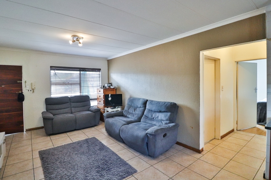 2 Bedroom Property for Sale in Marais Steyn Park Gauteng