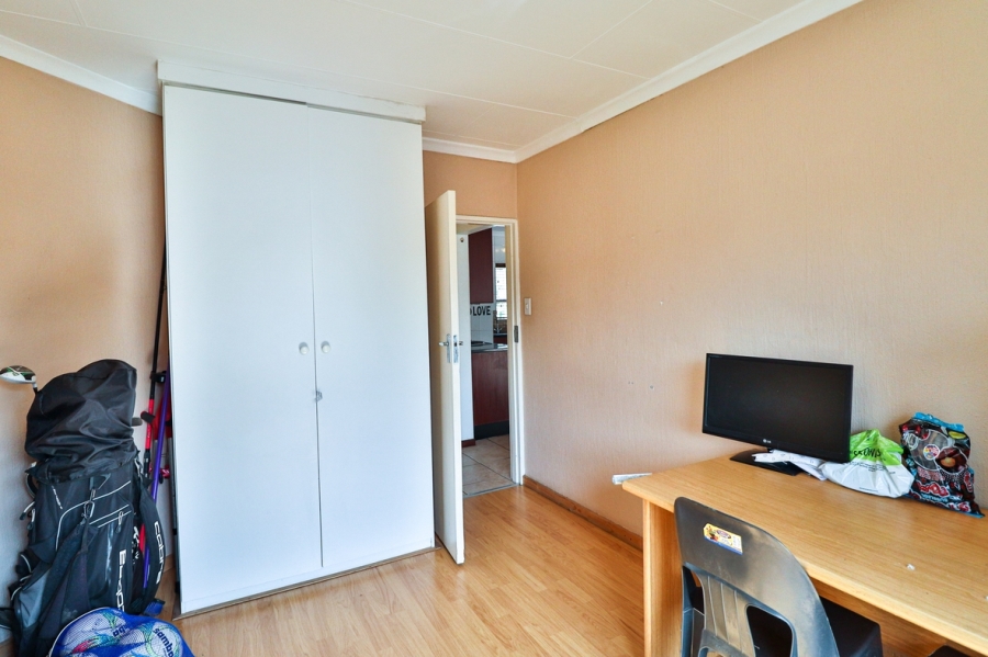 2 Bedroom Property for Sale in Marais Steyn Park Gauteng