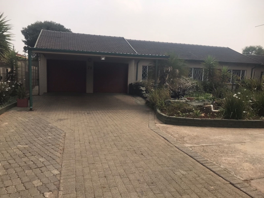 5 Bedroom Property for Sale in Elspark Gauteng