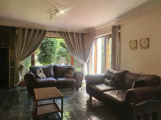 4 Bedroom Property for Sale in Eldo Glen Gauteng