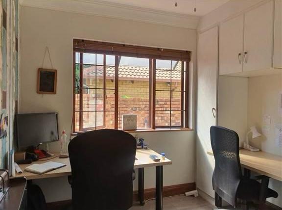 4 Bedroom Property for Sale in Eldo Glen Gauteng