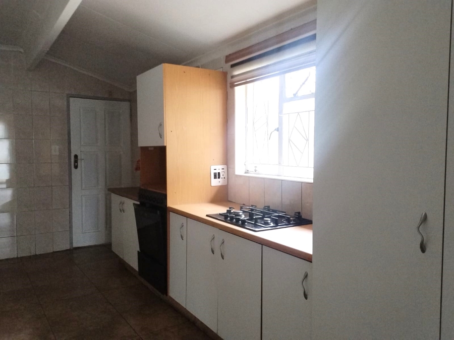 4 Bedroom Property for Sale in Roshnee Gauteng