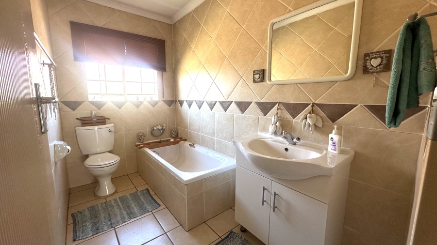 3 Bedroom Property for Sale in Highveld Gauteng