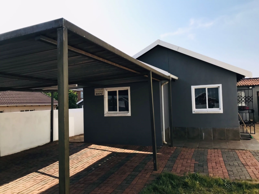 3 Bedroom Property for Sale in Mahube Valley Gauteng