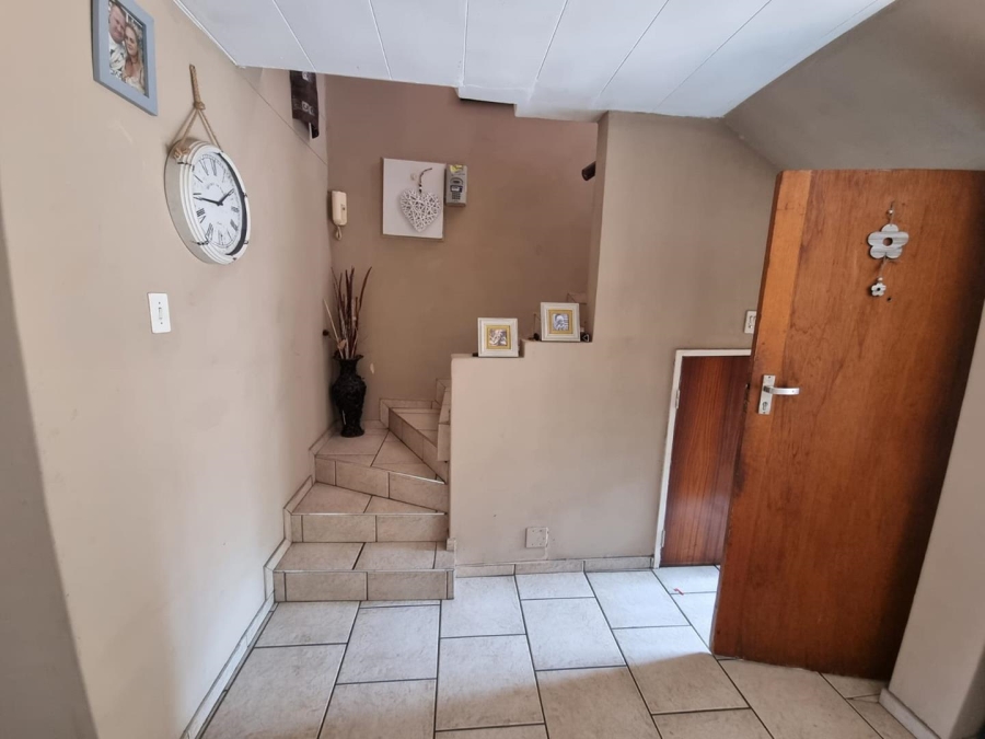 To Let 2 Bedroom Property for Rent in Vanderbijlpark CE 3 Gauteng