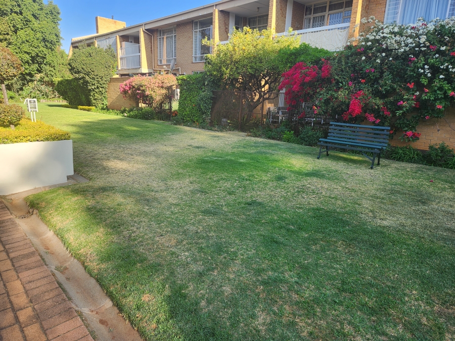 2 Bedroom Property for Sale in Illovo Gauteng