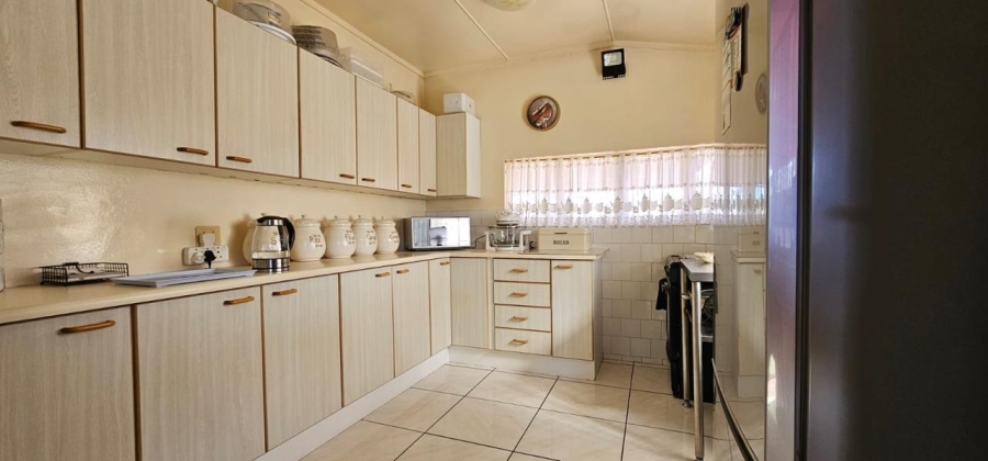 3 Bedroom Property for Sale in Crown Gardens Gauteng