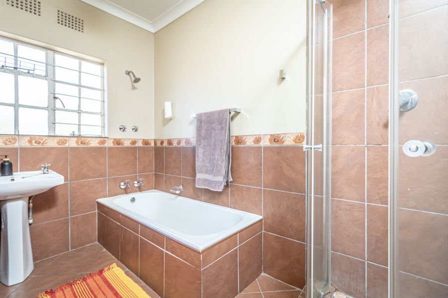 2 Bedroom Property for Sale in Greenhills Gauteng