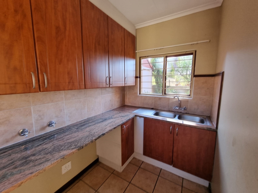 3 Bedroom Property for Sale in Crescent Wood Country Estate Gauteng