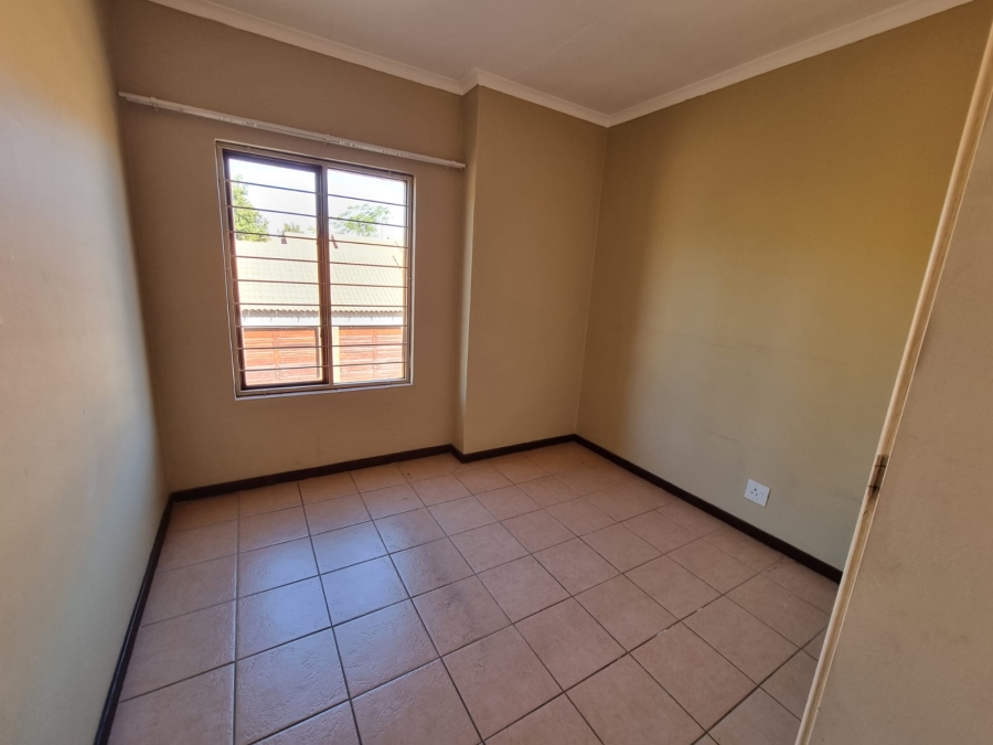 3 Bedroom Property for Sale in Crescent Wood Country Estate Gauteng