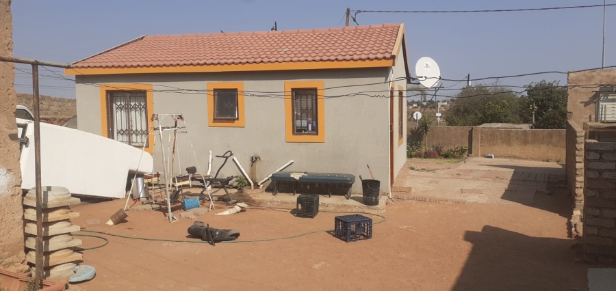 2 Bedroom Property for Sale in Soshanguve M Gauteng