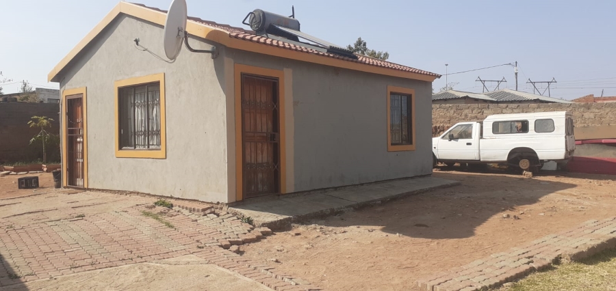 2 Bedroom Property for Sale in Soshanguve M Gauteng