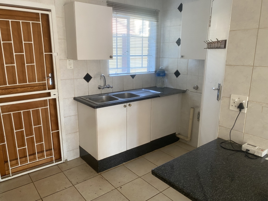 To Let 2 Bedroom Property for Rent in Villieria Gauteng