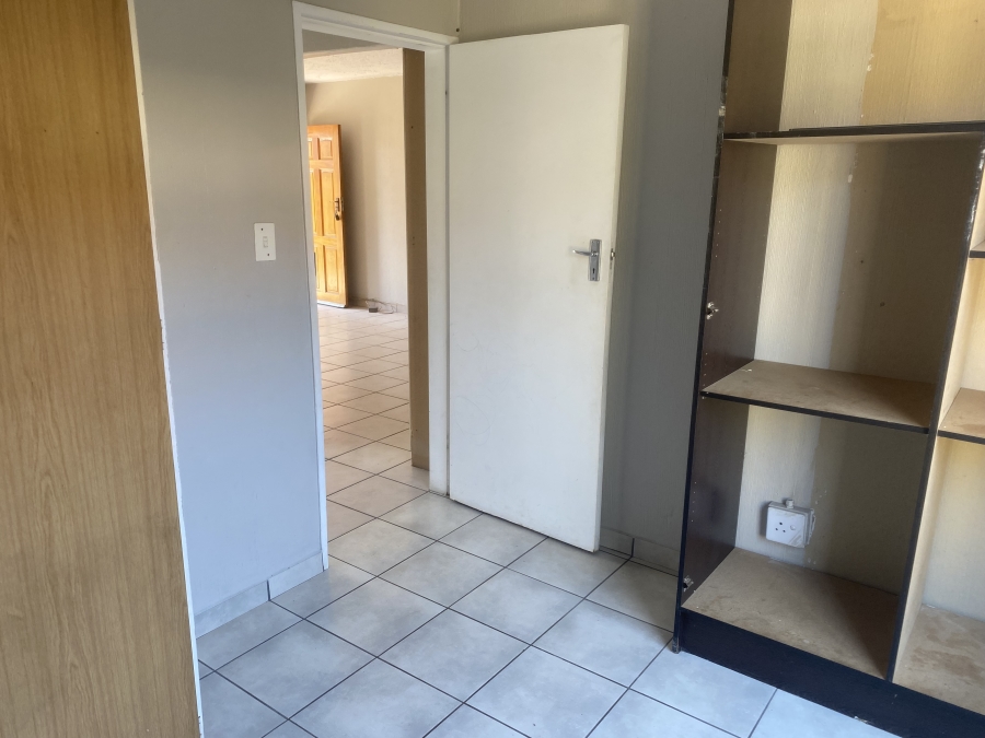 To Let 2 Bedroom Property for Rent in Villieria Gauteng