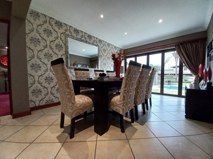 3 Bedroom Property for Sale in Sonneveld Gauteng