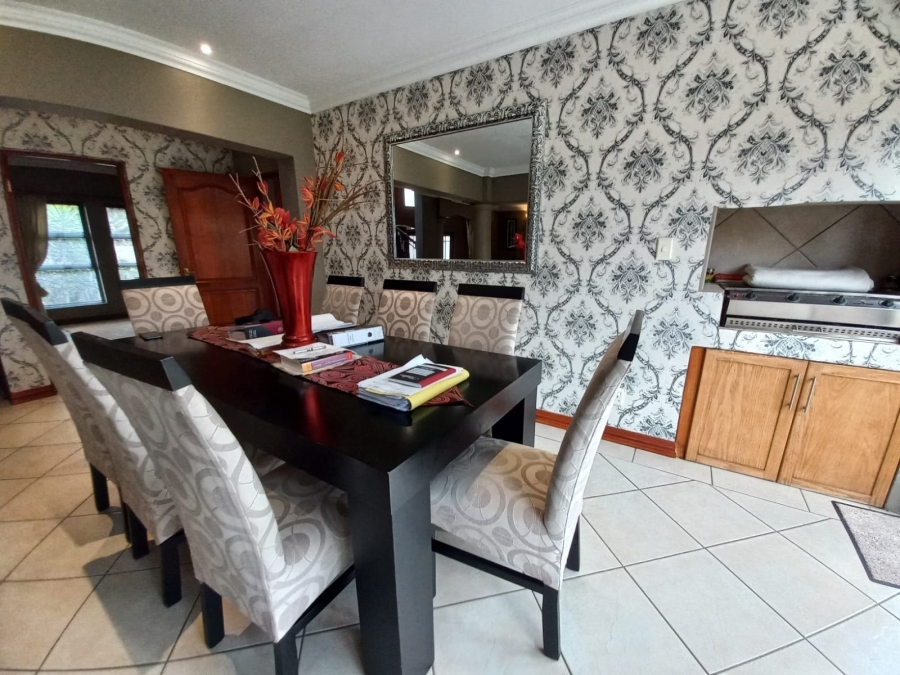 3 Bedroom Property for Sale in Sonneveld Gauteng