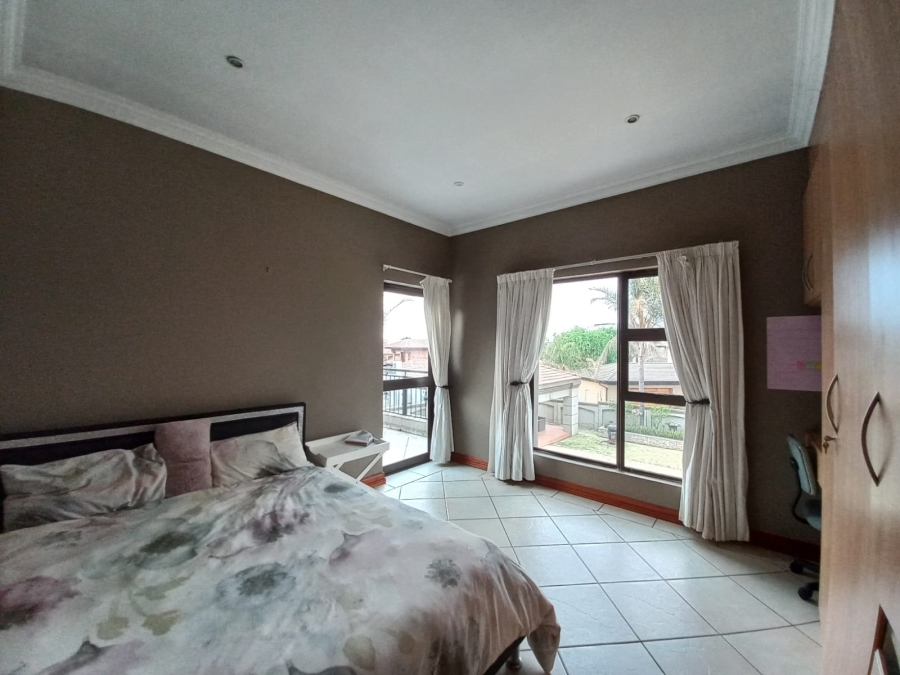 4 Bedroom Property for Sale in Sonneveld Gauteng