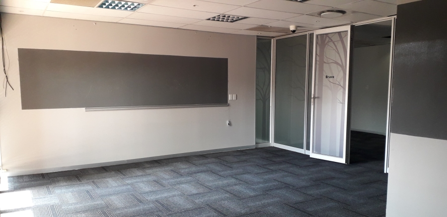 To Let commercial Property for Rent in Die Hoewes Gauteng