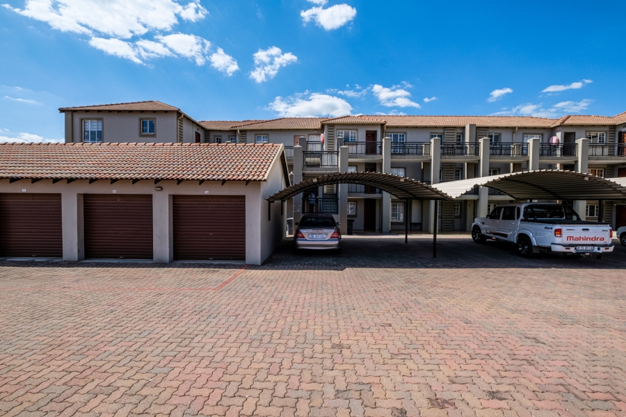 2 Bedroom Property for Sale in Bergbron Gauteng