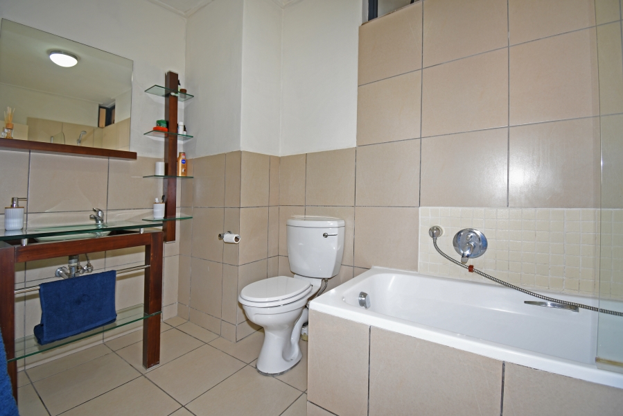 1 Bedroom Property for Sale in Jackal Creek Golf Estate Gauteng