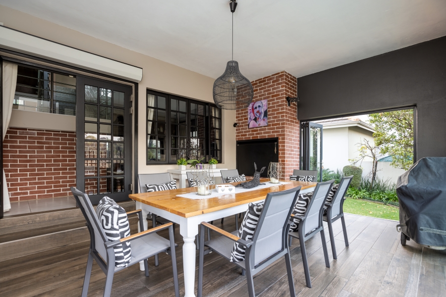 4 Bedroom Property for Sale in Lonehill Gauteng