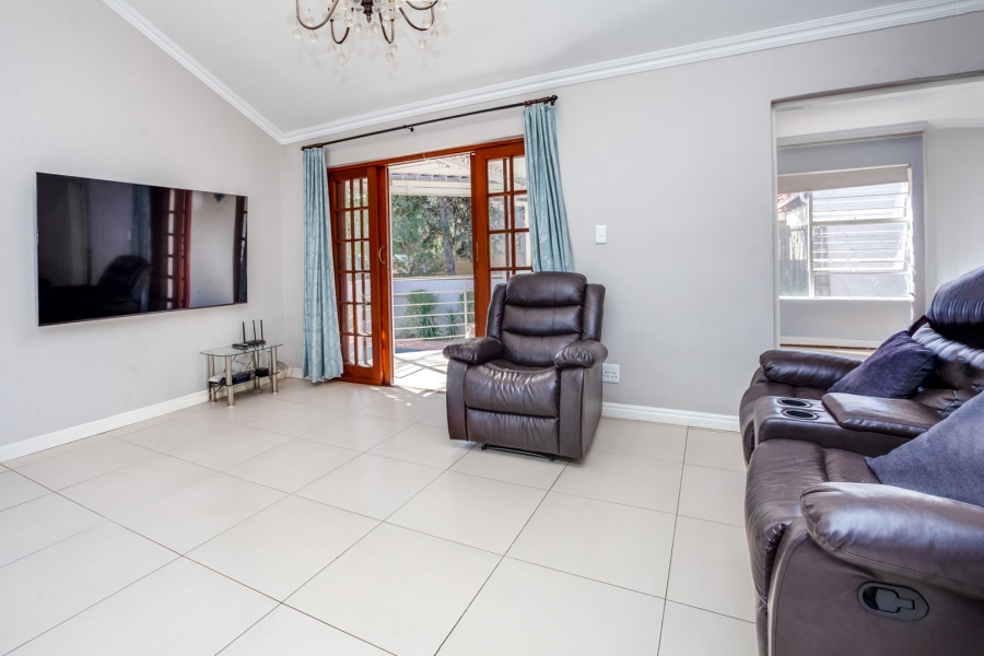 3 Bedroom Property for Sale in Sunninghill Gauteng