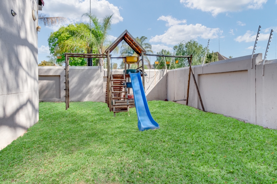 3 Bedroom Property for Sale in Sunninghill Gauteng