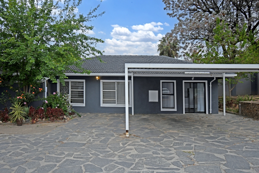 4 Bedroom Property for Sale in Bryanston Gauteng