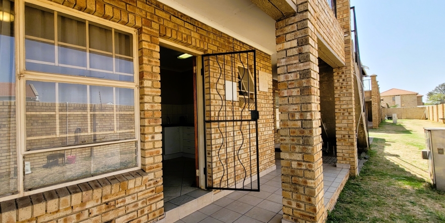 2 Bedroom Property for Sale in Sylviavale Gauteng