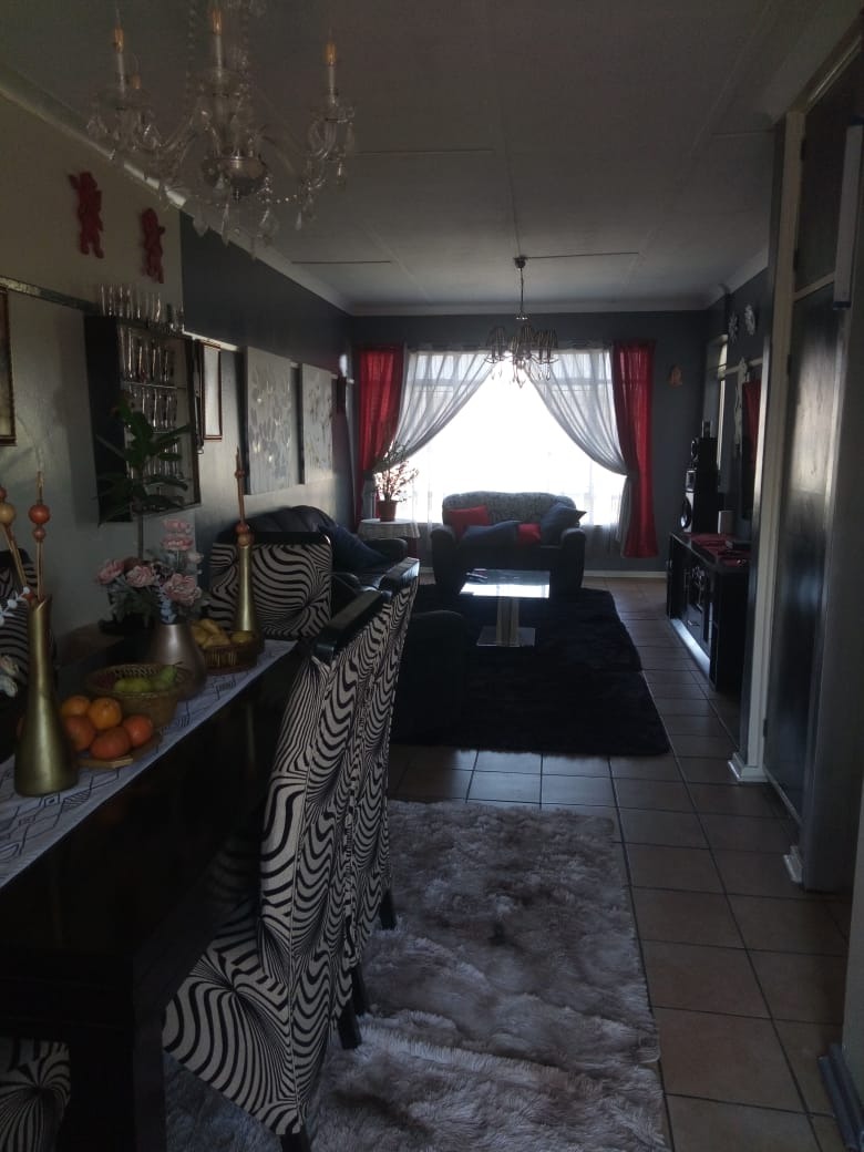 1 Bedroom Property for Sale in Vereeniging Gauteng