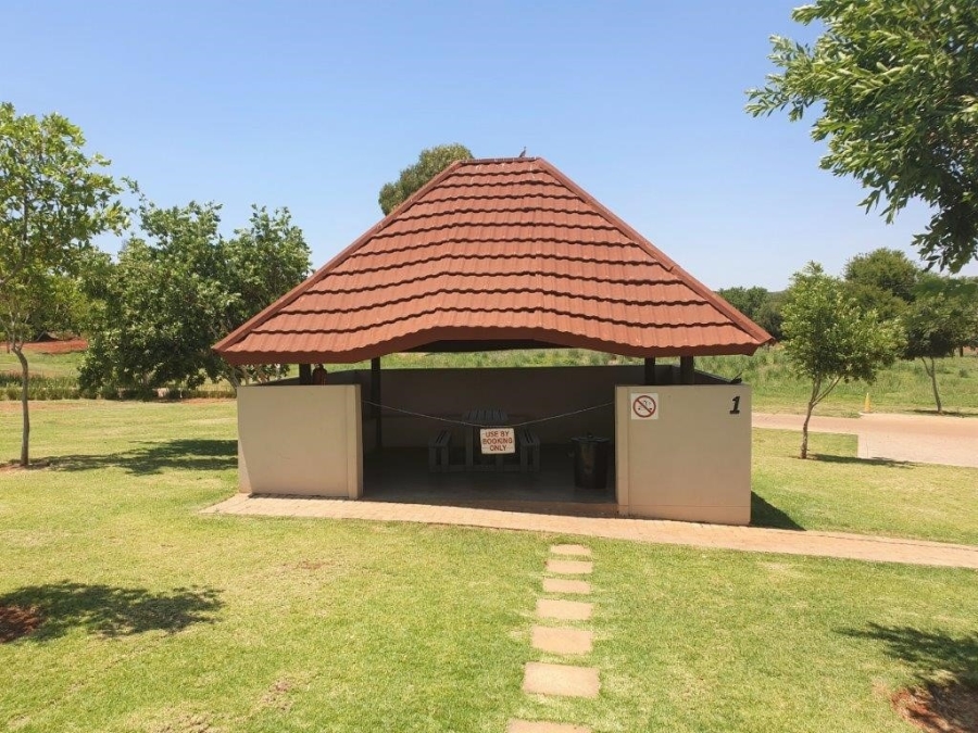 2 Bedroom Property for Sale in The Wilds Gauteng