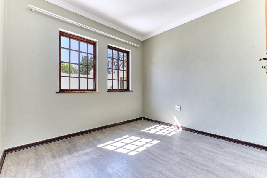 4 Bedroom Property for Sale in Halfway Gardens Gauteng