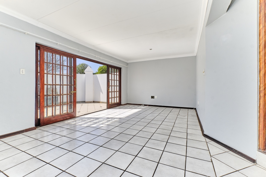 4 Bedroom Property for Sale in Halfway Gardens Gauteng