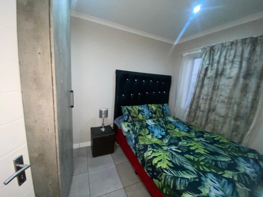 2 Bedroom Property for Sale in Albertsdal Gauteng