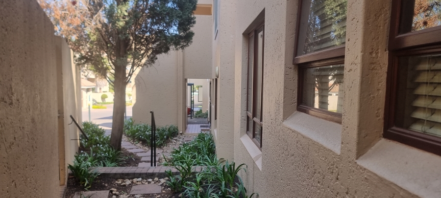 2 Bedroom Property for Sale in Paulshof Gauteng