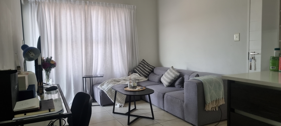 1 Bedroom Property for Sale in Olivedale Gauteng