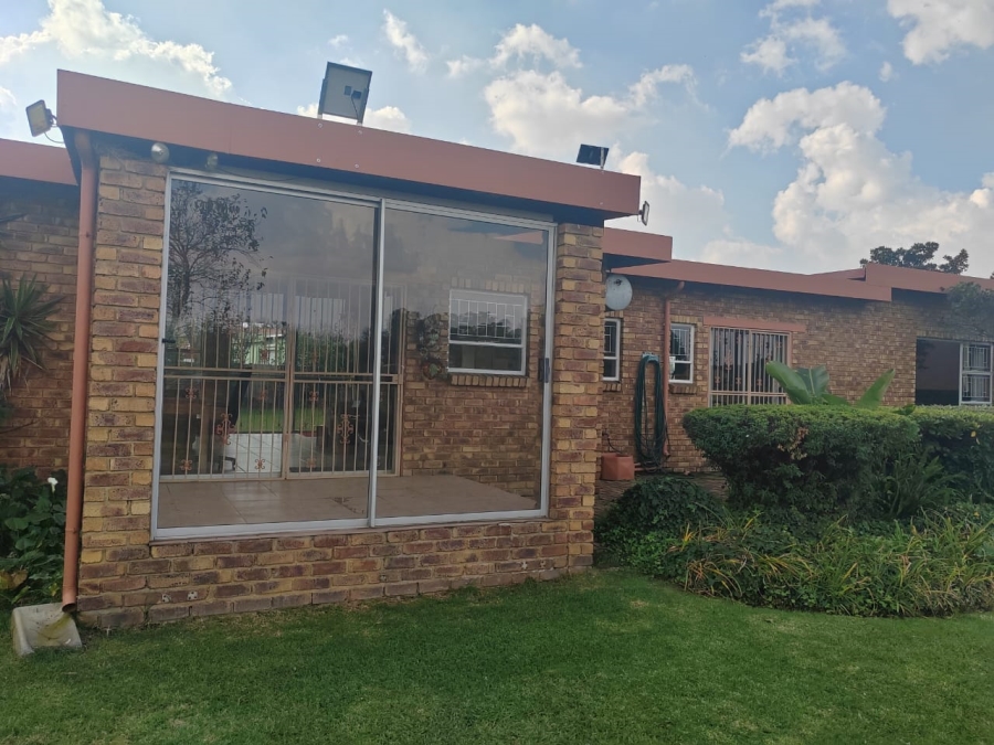 3 Bedroom Property for Sale in Dalpark Ext 1 Gauteng