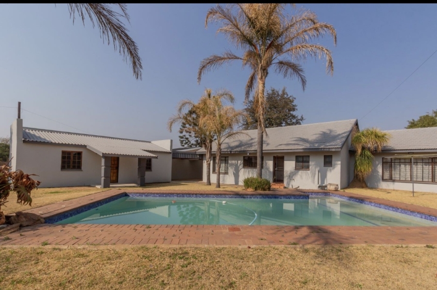 3 Bedroom Property for Sale in Selcourt Gauteng