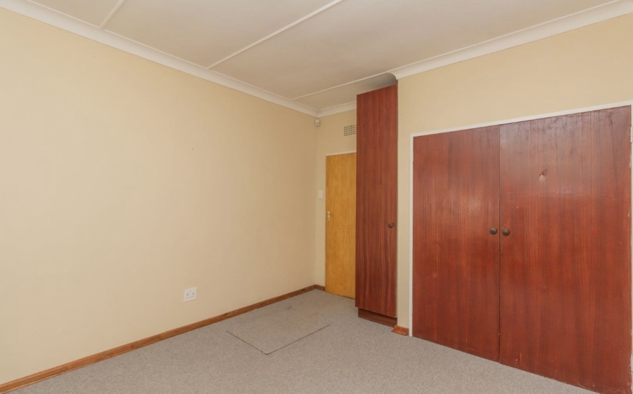 3 Bedroom Property for Sale in Selcourt Gauteng