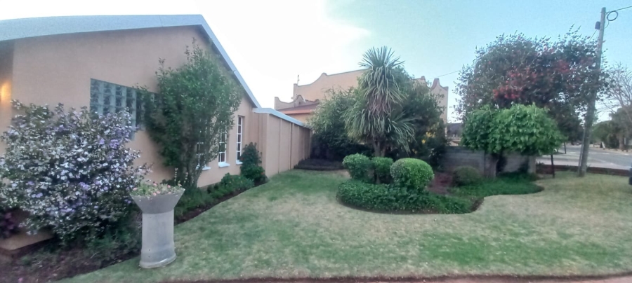 4 Bedroom Property for Sale in Dalpark Gauteng