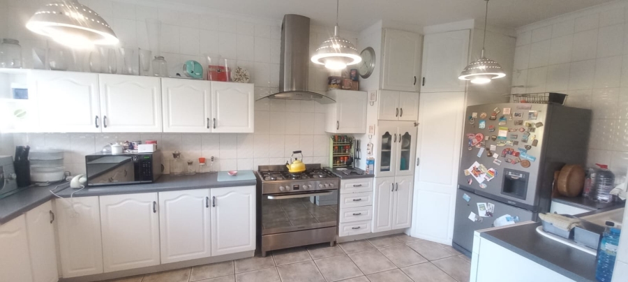 4 Bedroom Property for Sale in Dalpark Gauteng