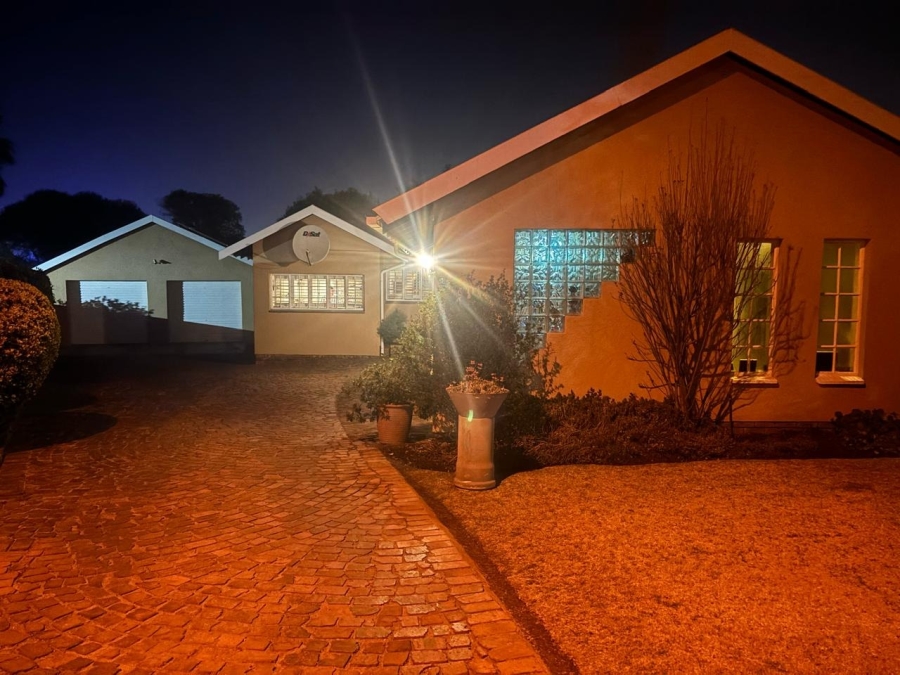 4 Bedroom Property for Sale in Dalpark Gauteng