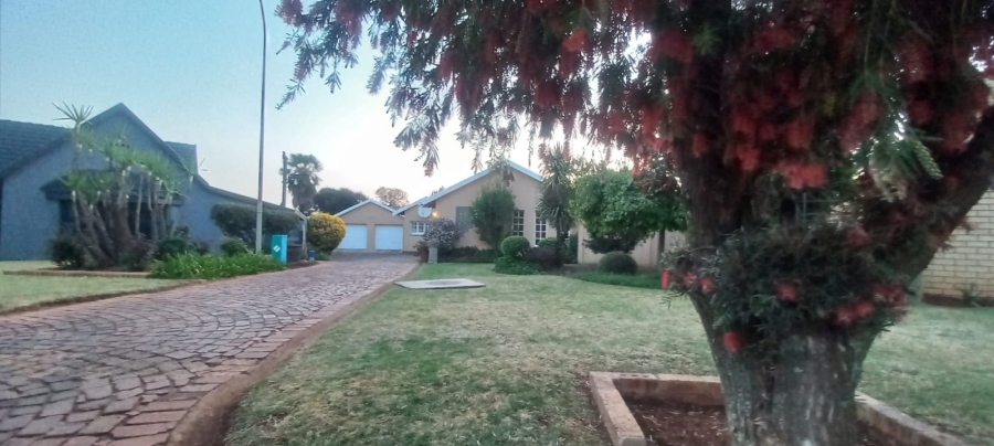 4 Bedroom Property for Sale in Dalpark Gauteng