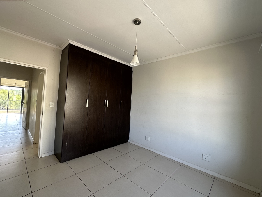 To Let 2 Bedroom Property for Rent in Kyalami Hills Gauteng