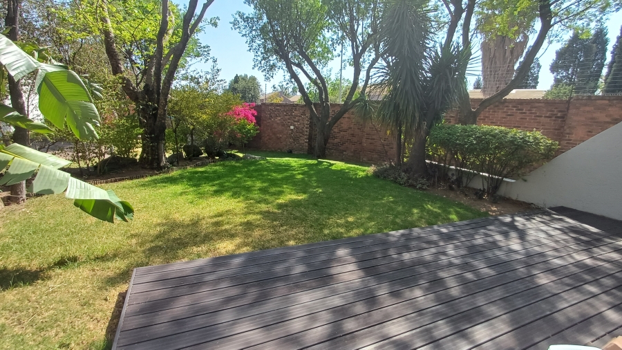 To Let 3 Bedroom Property for Rent in Sunninghill Gauteng