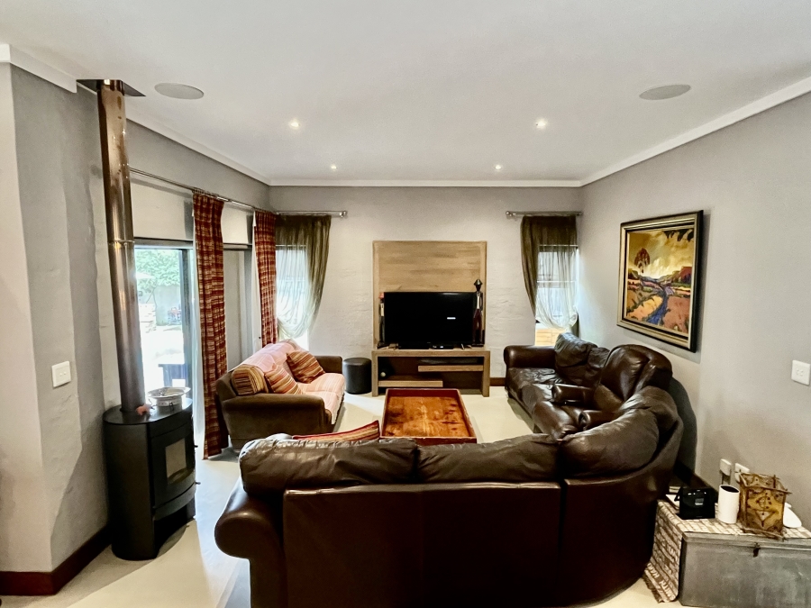 5 Bedroom Property for Sale in Sable Hills Gauteng