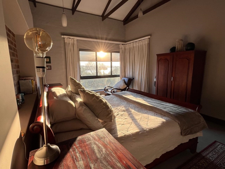 5 Bedroom Property for Sale in Sable Hills Gauteng