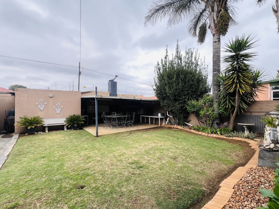 3 Bedroom Property for Sale in Malvern East Gauteng